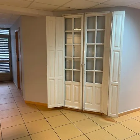 Hostel Cangas كانجاس دي مورازو